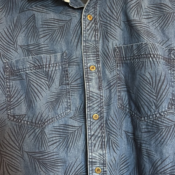 Men's Blue Patterned Casual Button Down Shirt - Picture 3 of 10